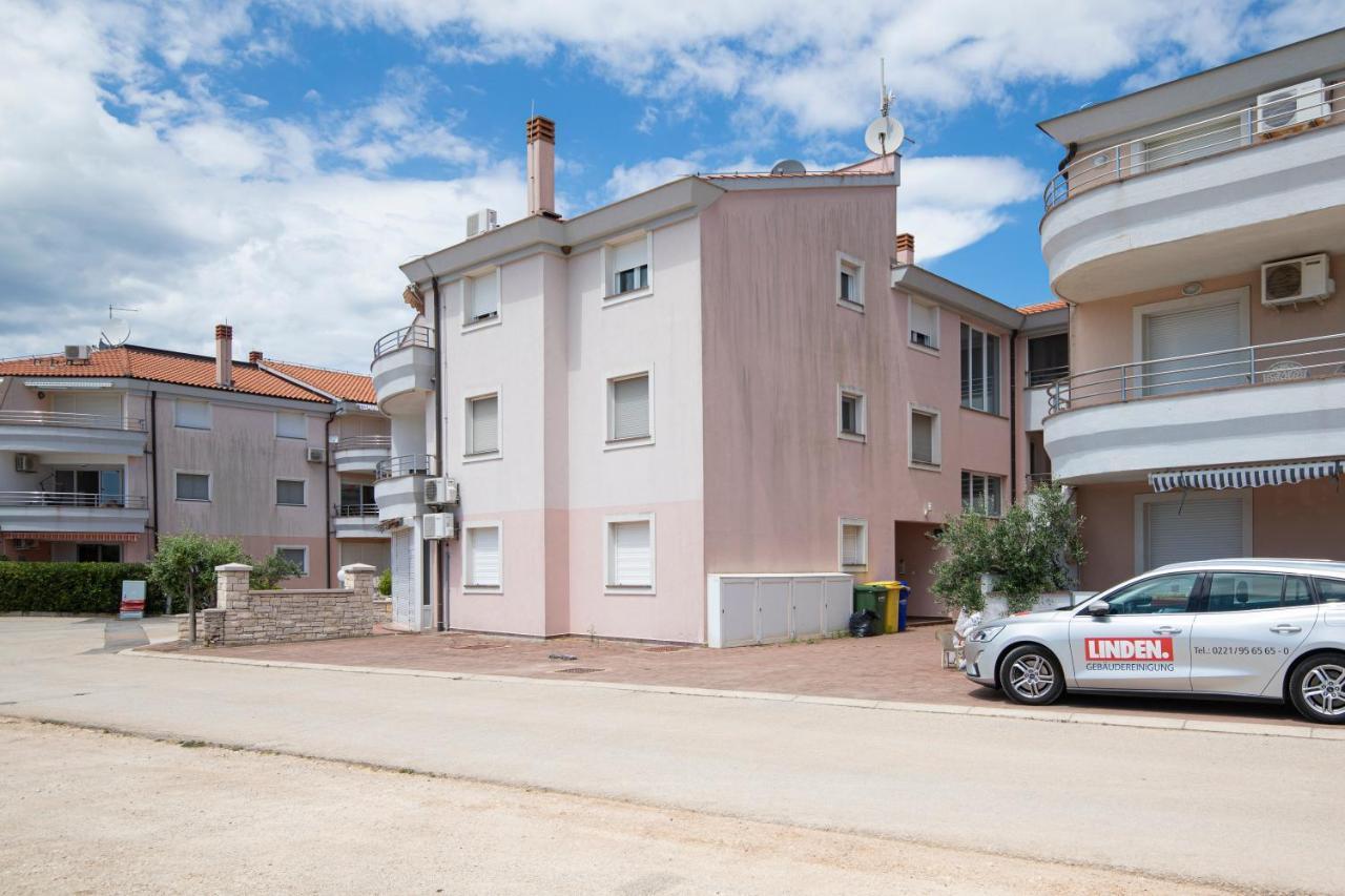 Medulin Burle Sea View Apartment Kültér fotó